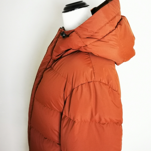 Uniqlo Puffer Jacket sz XS Womens Orange Rust colour duck down Hooded Velcro zip - Picture 11 of 13